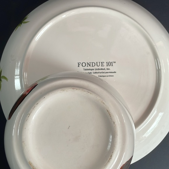 Strawberry Fondue 101 Tabletops Unlimited Serving 13” Serving Platter Bowl 2 PC - Picture 7 of 7